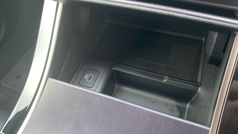 Land Rover Range Rover Evoque 2.0 D200 Edition 5dr Auto Diesel Hatchback